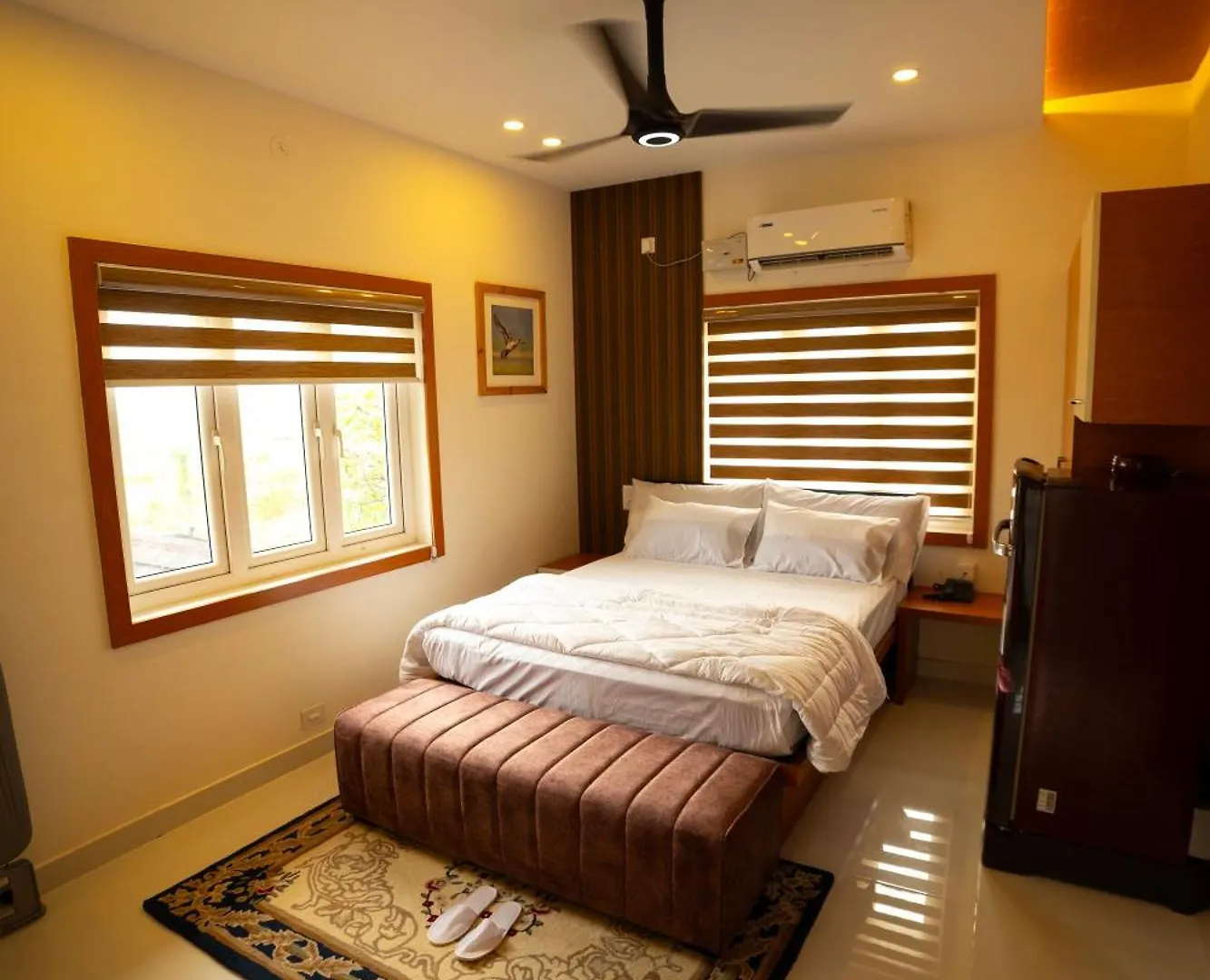 S Cross Munroe Island Resort Mundrothuruth