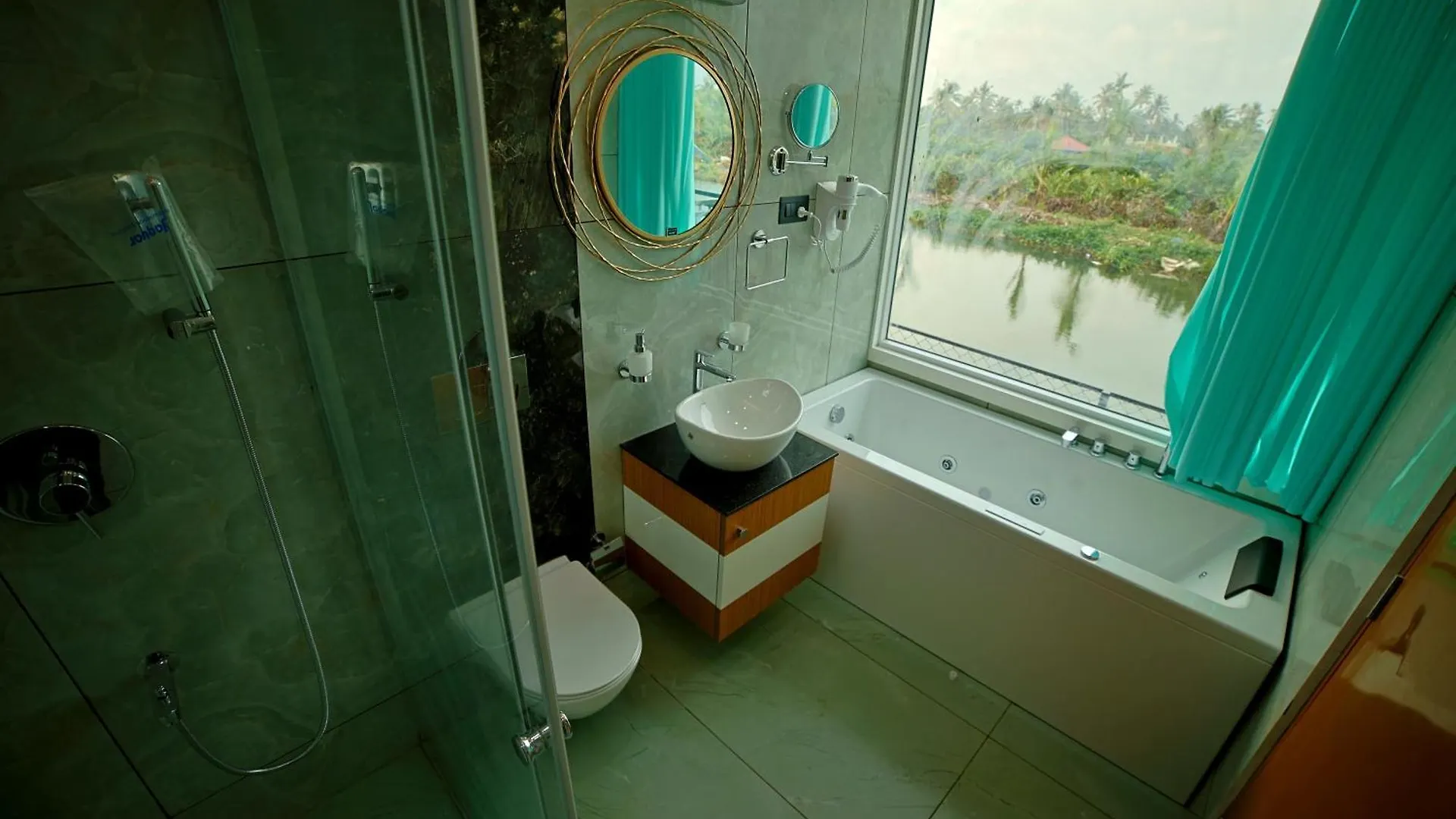 S Cross Munroe Island Resort Mundrothuruth India
